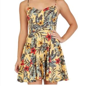 GUC BCX Juniors' Sweetheart-Neck Strappy-Back Dress Large